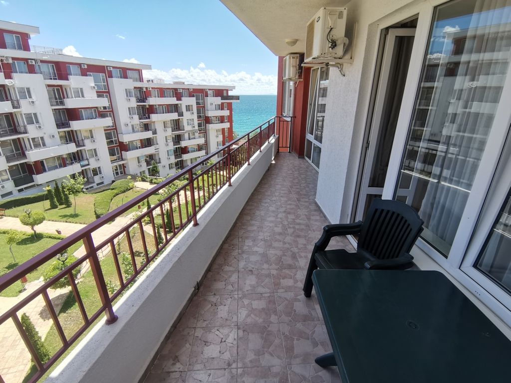 26 terrace with sea view 3.jpg